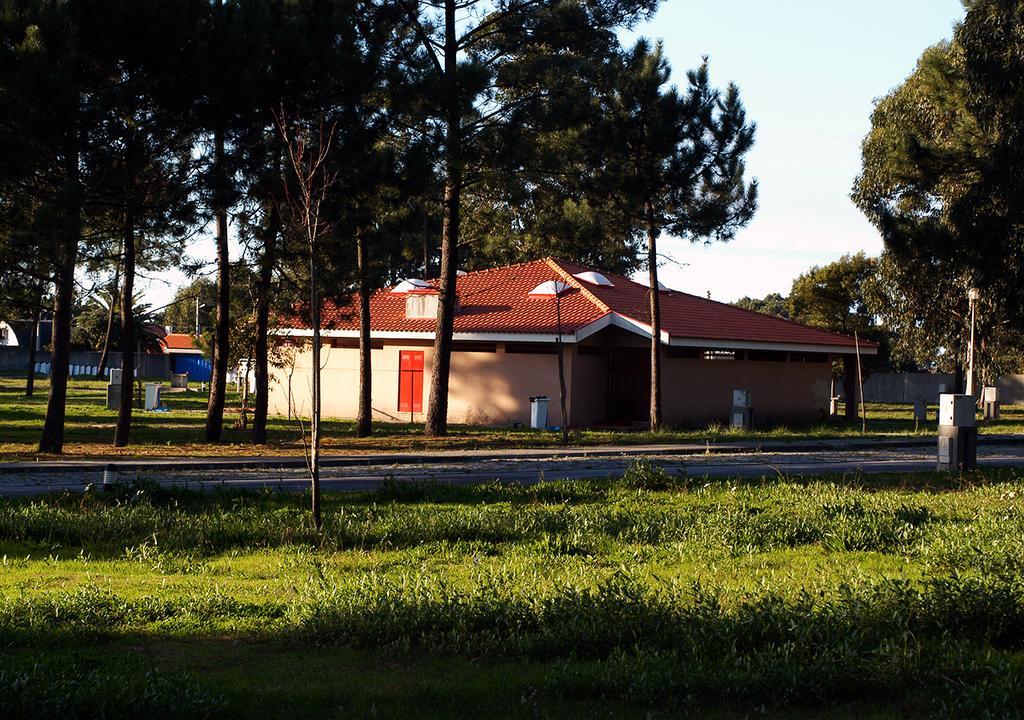 Parque De Campismo Orbitur Madalena 호텔 빌라노바데가이아 외부 사진